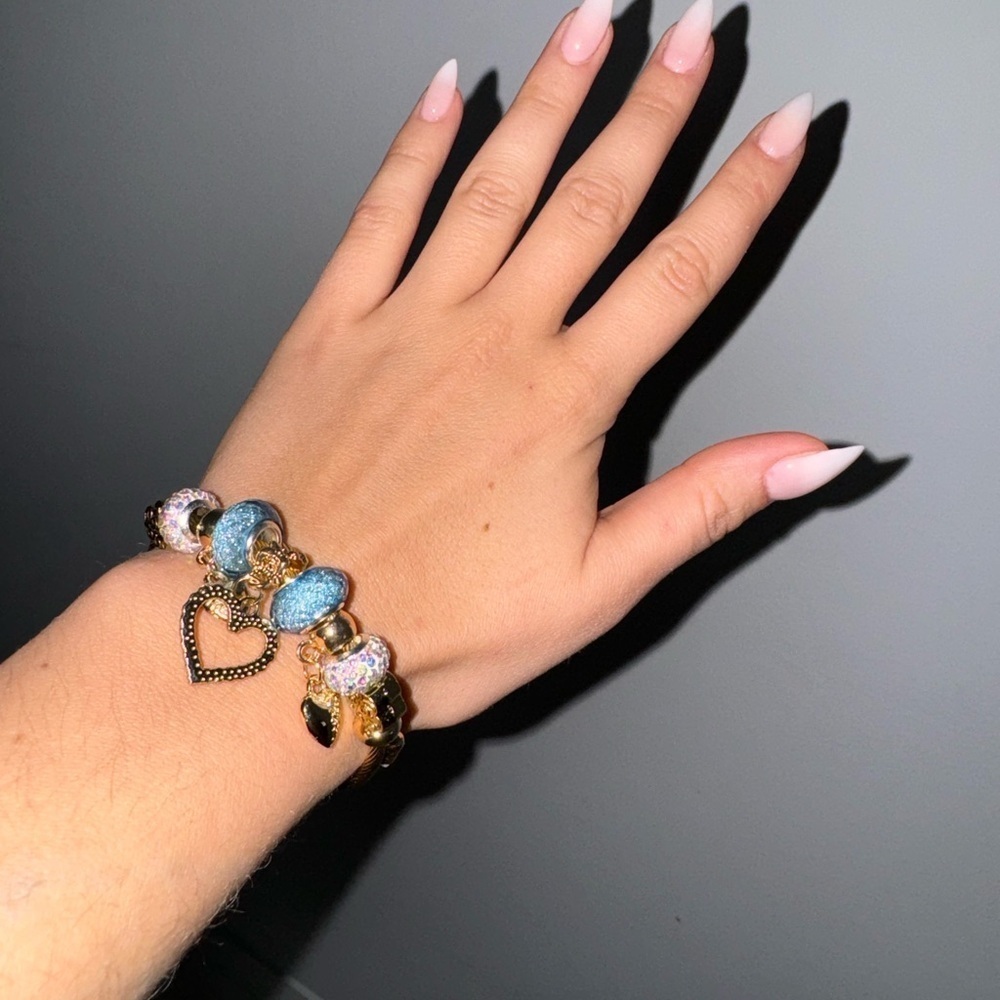 Elegant Gold and Blue Beaded Bracelet